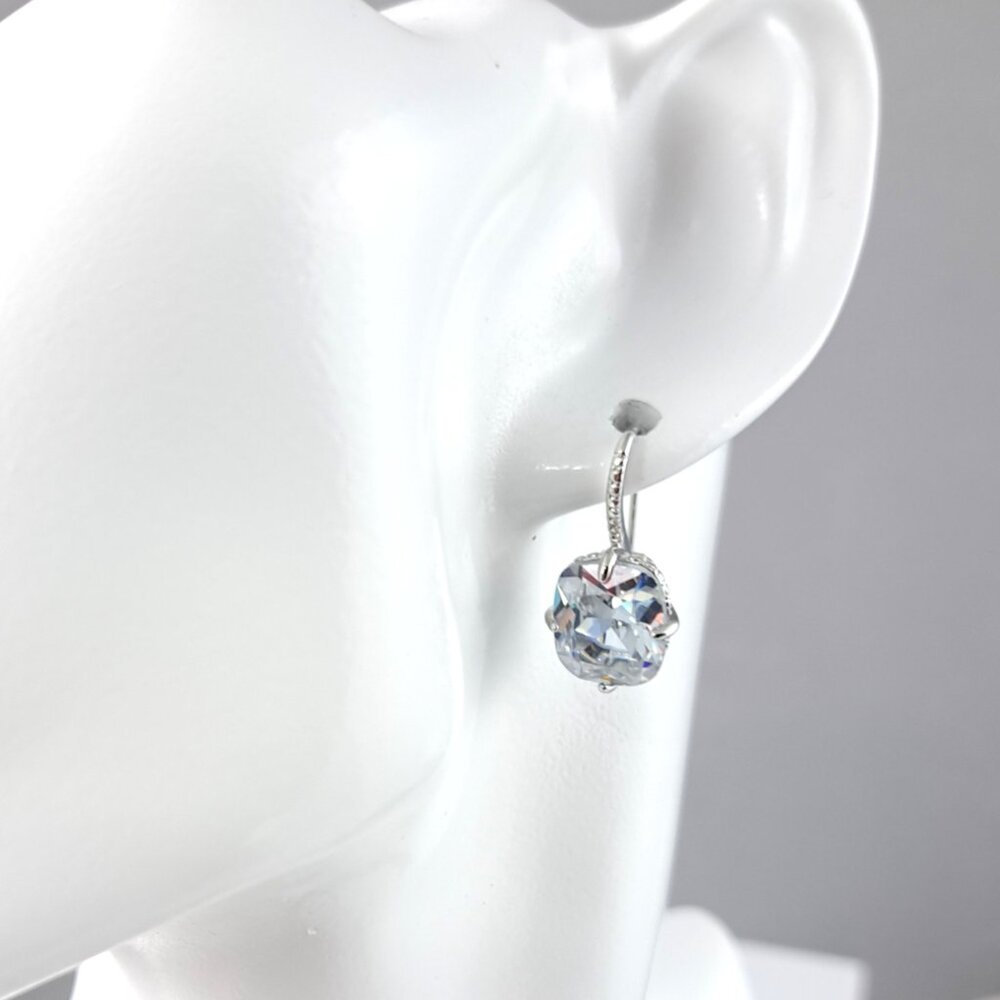 Elegant Silver Gemstone Drop Earrings - Picture 4 of 4